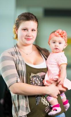 Cassidy Hankins with daughter